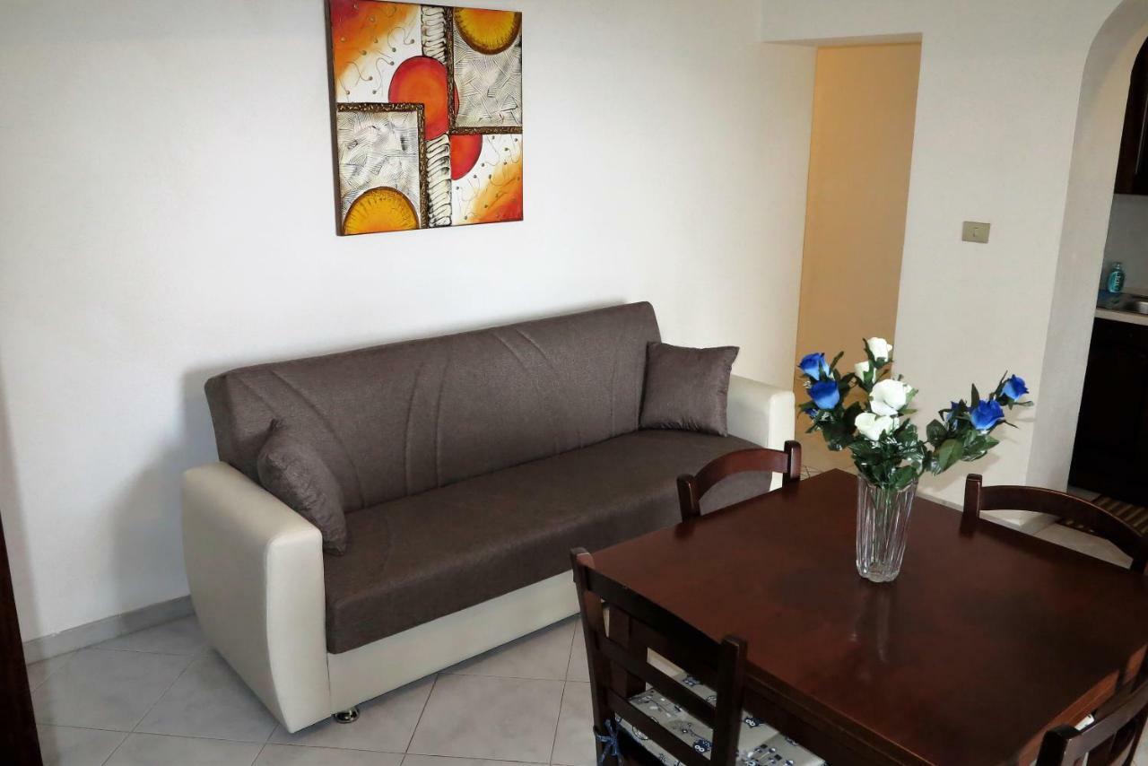 Apartament Yellowhouse Cala Gonone Zewnętrze zdjęcie