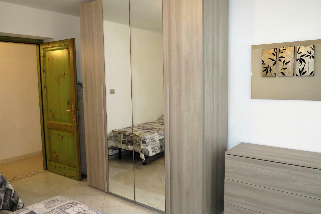 Apartament Yellowhouse Cala Gonone Zewnętrze zdjęcie